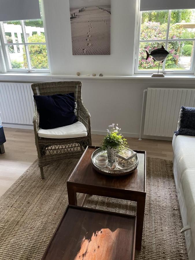 Trouville Bed & Breakfast Hornbæk Kültér fotó